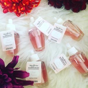 NWT 🏷 Bath & Bodyworks Pink Prosecco 🍾 🥂 🌸